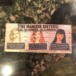 The Manizer Sisters